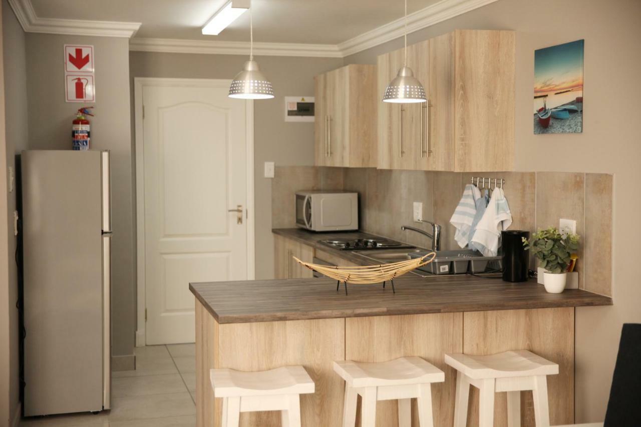 Mari-Amor Self-Catering Apartments Моссел-Бей Екстер'єр фото